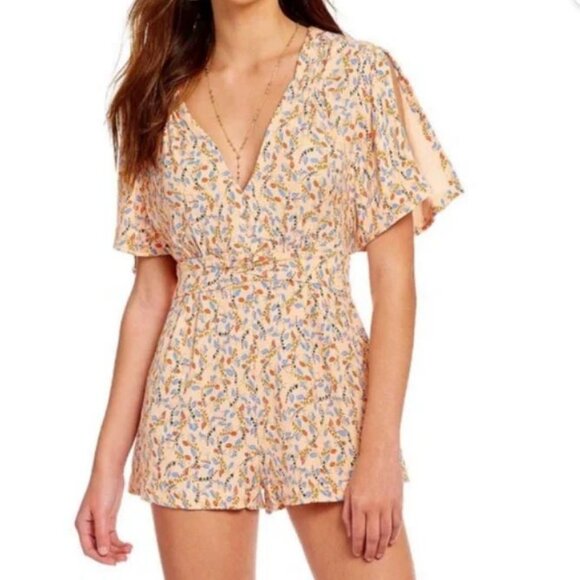 Free People Peach Floral Printed Virginia Romper with/ Open Back Size 6 - Picture 1 of 16
